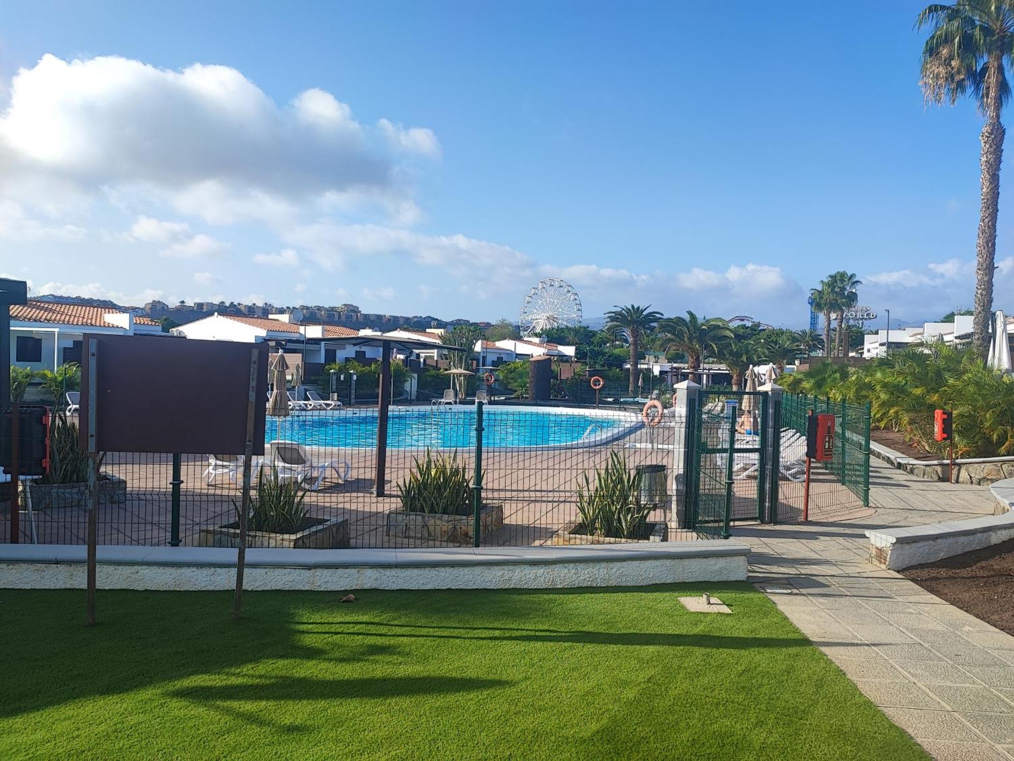 Bungalow Maspalomas Golf Con Jacuzzi, Piscina Y Jardin San Bartolomé Exterior foto