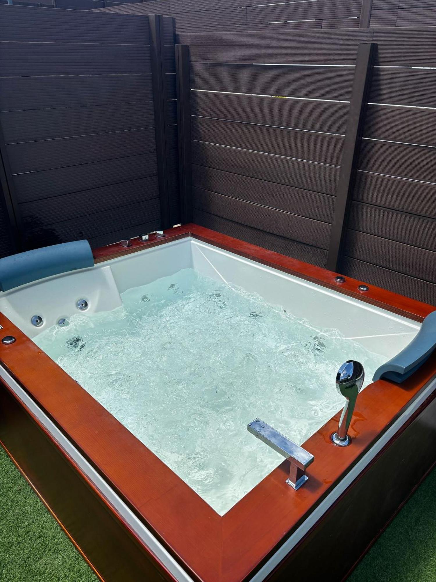 Bungalow Maspalomas Golf Con Jacuzzi, Piscina Y Jardin San Bartolomé Exterior foto
